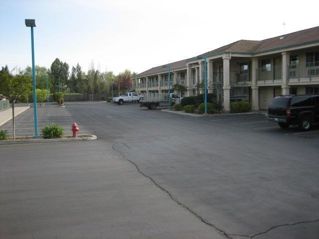 Edge Water Inn Reedley Luaran gambar