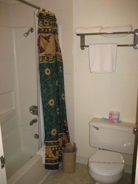 Edge Water Inn Reedley Bilik gambar