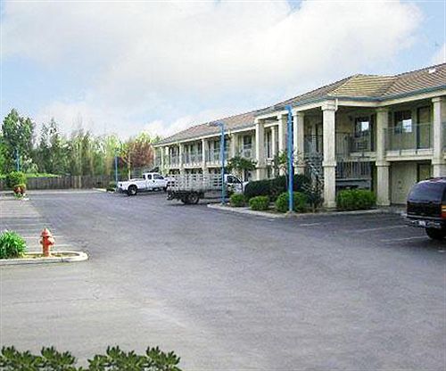Edge Water Inn Reedley Luaran gambar