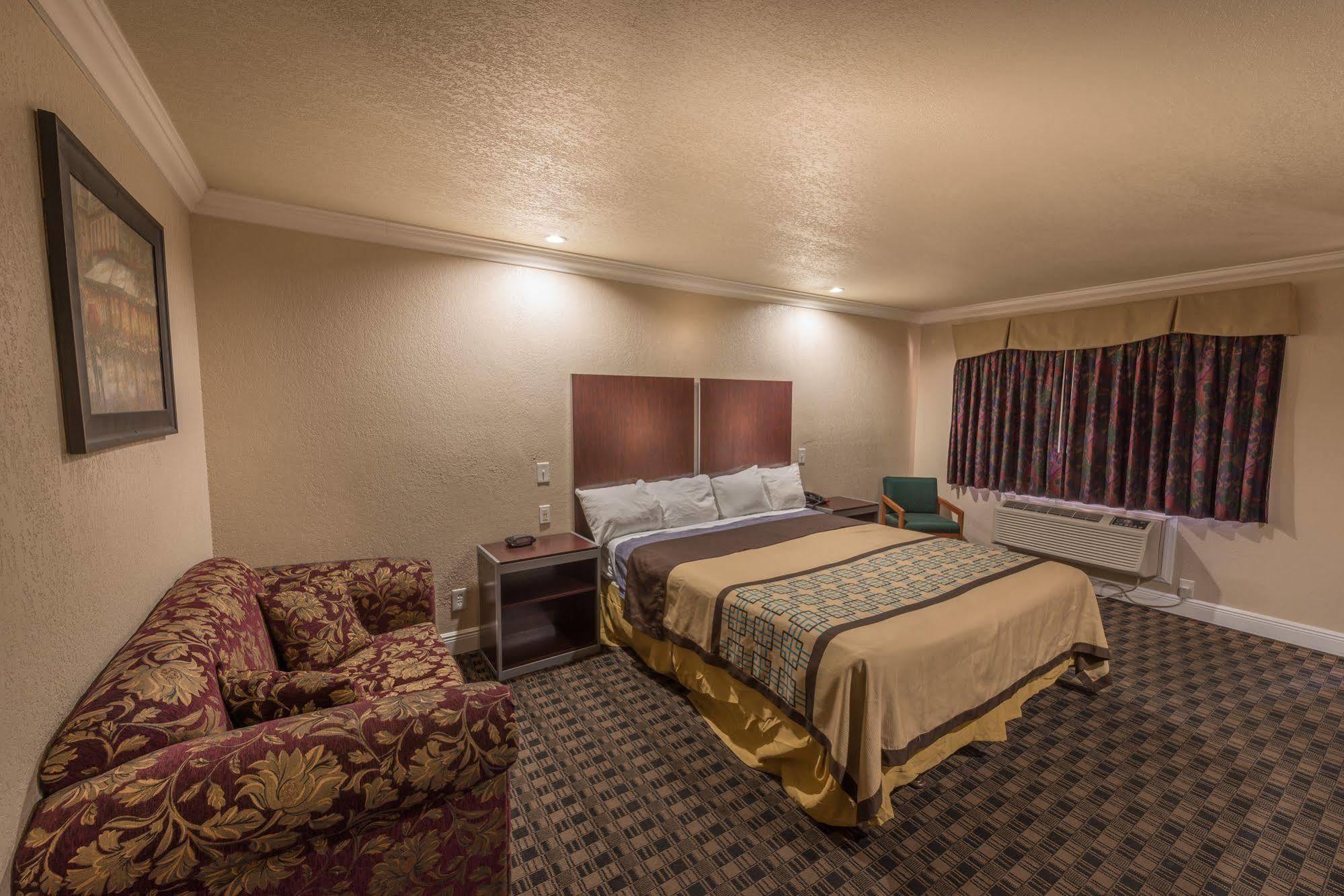Edge Water Inn Reedley Luaran gambar